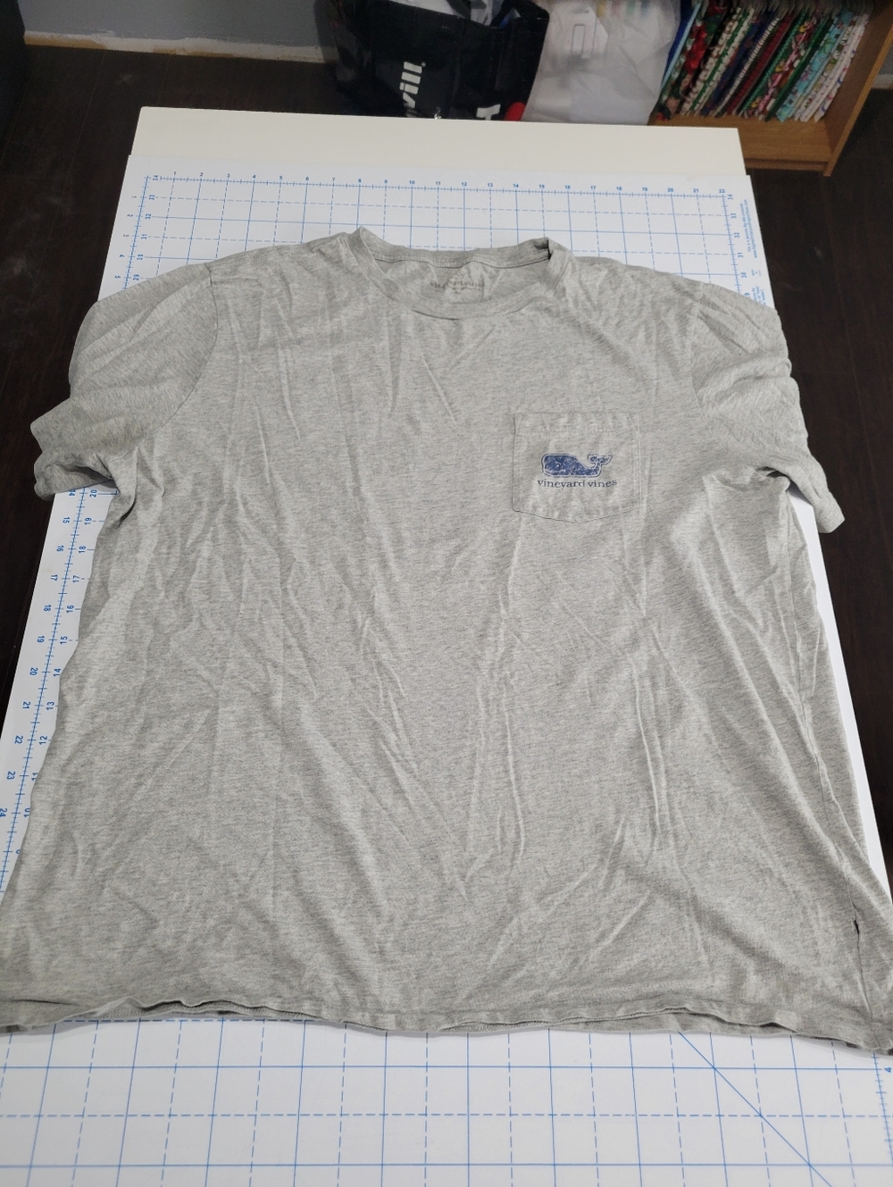 Vineyard Vines Light Gray Tee